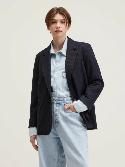 Veil Relaxed Blazer
